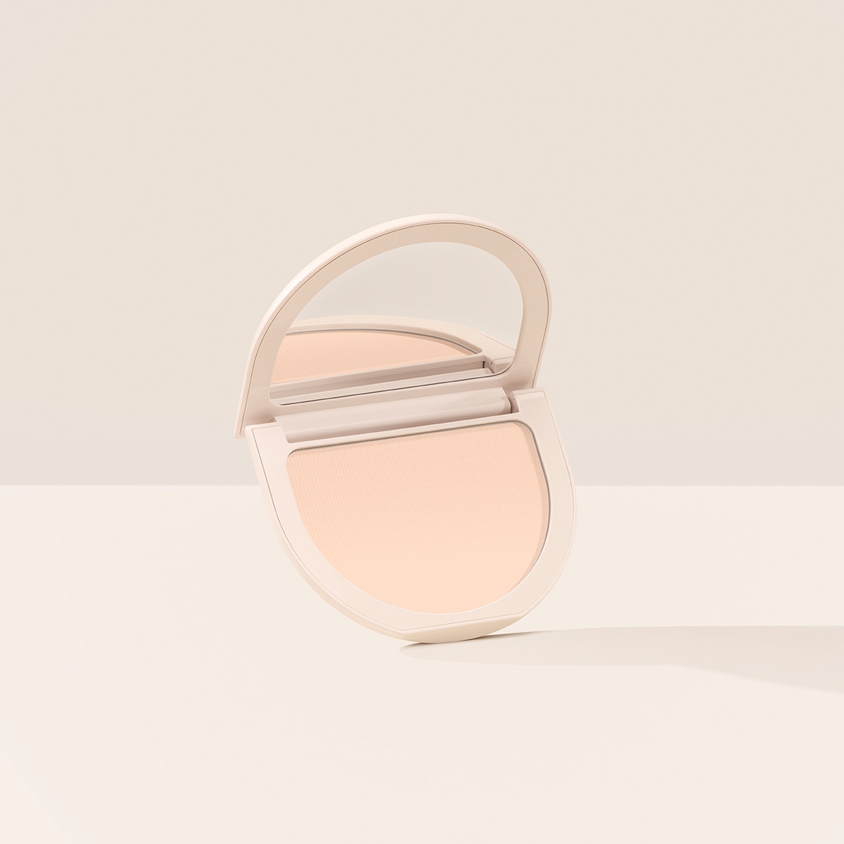 TRUE TO MYSELF TINTED PRESSED TALC-FREE FINISHING POWDER (POLVO FIJADOR PARA ROSTRO)